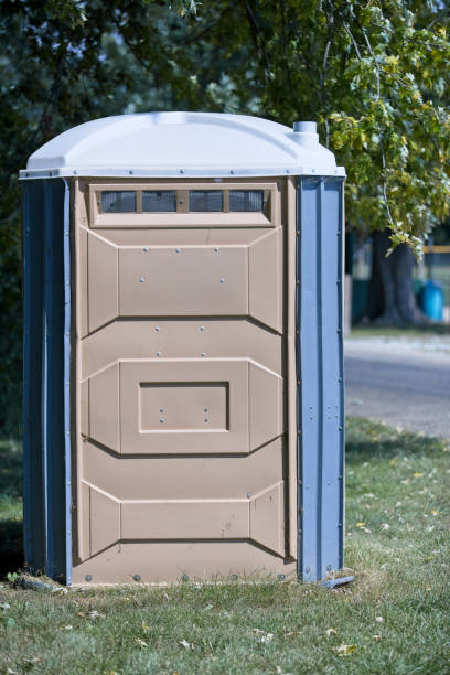 Best Temporary restroom rental  in Flanders, NY